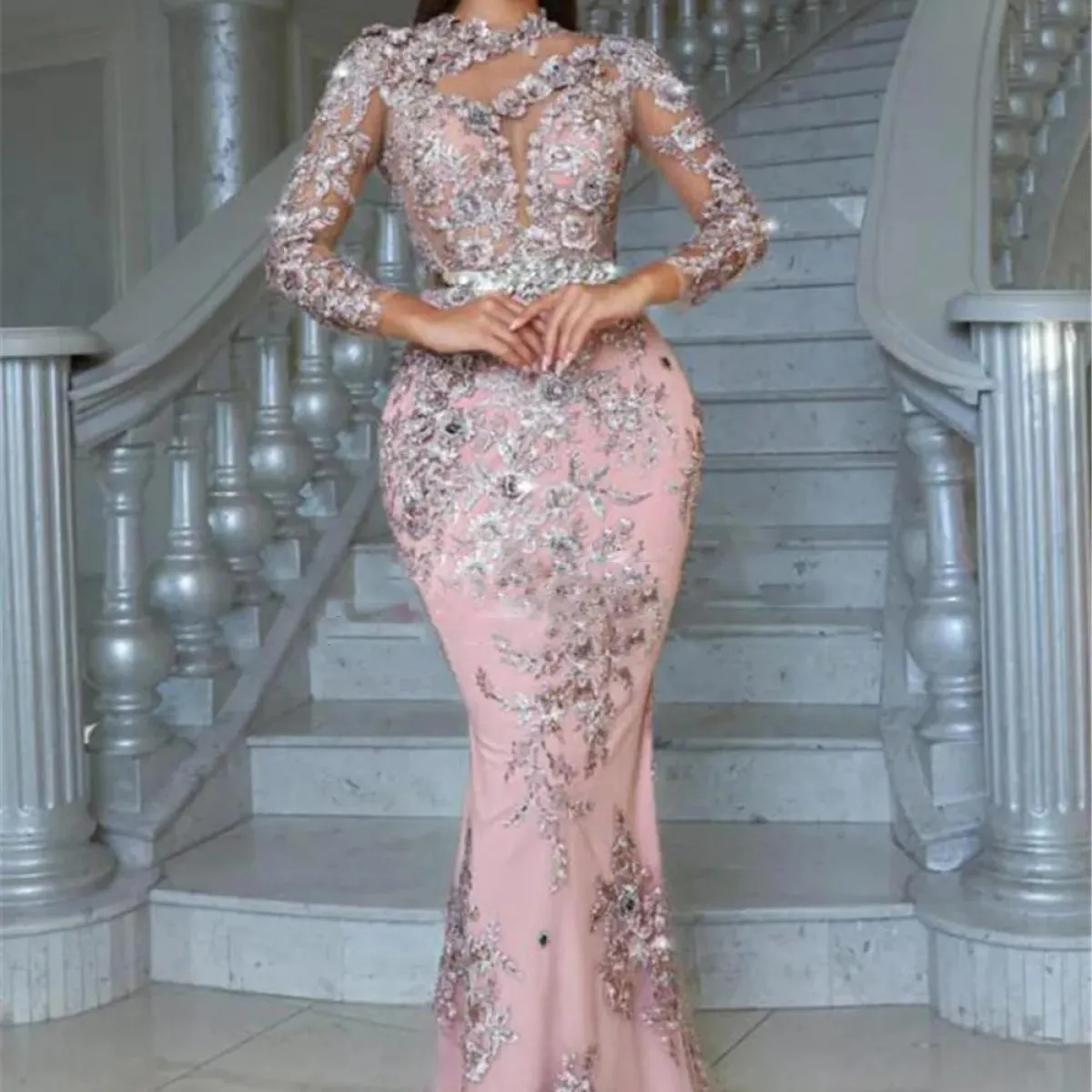 Abiti da ballo di lusso con perline ricamate con strascico staccabile Abito da sera formale con gonna oversize a sirena rosa