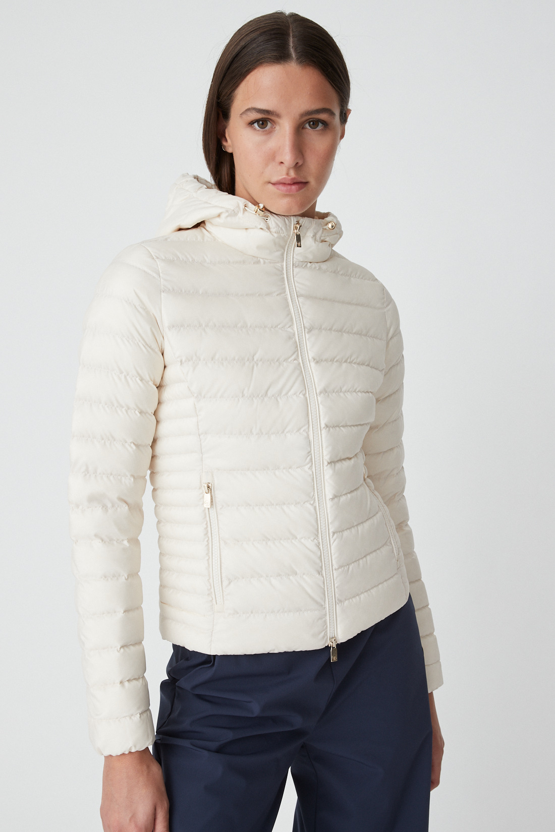 AGHATA – Piumino bianco semi opaco