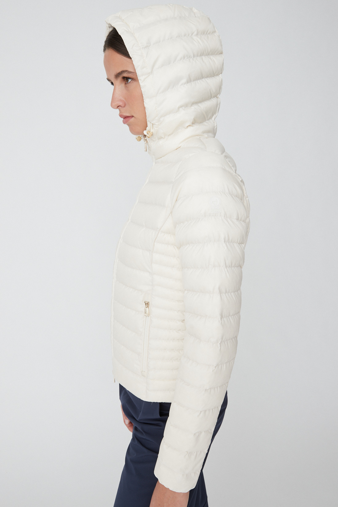 AGHATA – Piumino bianco semi opaco