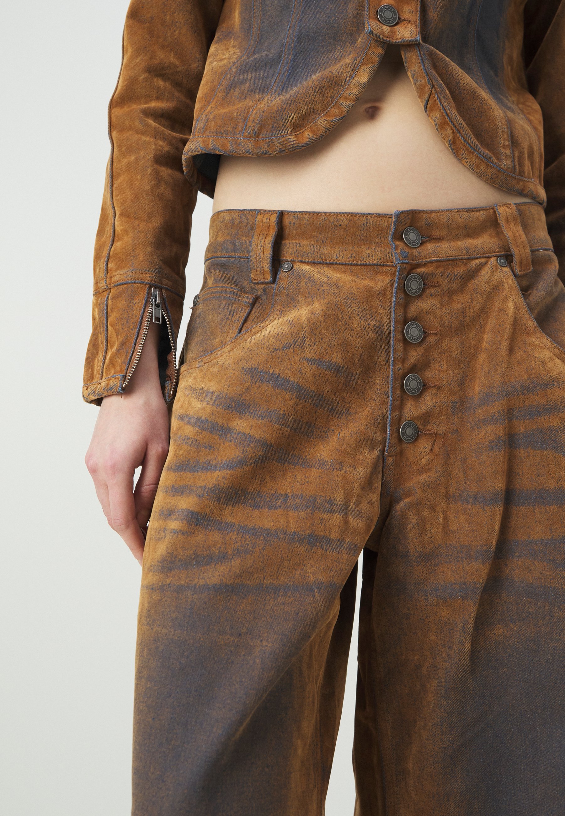 BURNOUT JEANS - Jeans a zampa