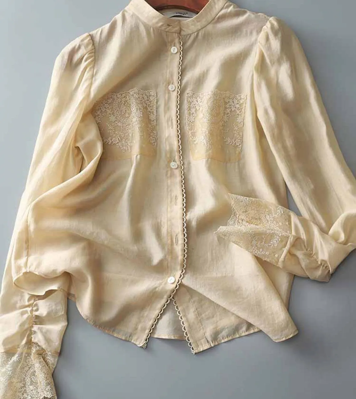 Camicette in chiffon con ricami in pizzo alla moda Elegante camicia da donna da ufficio con tasche Top da donna con bottoni Abit