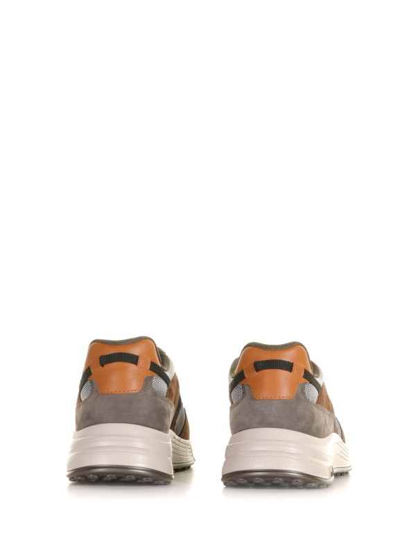 Hyperlight sneakers in suede