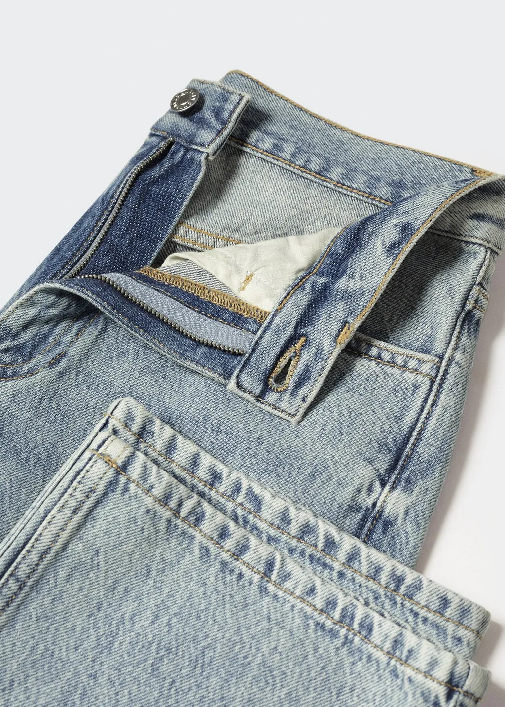 Jeans diritti vita media