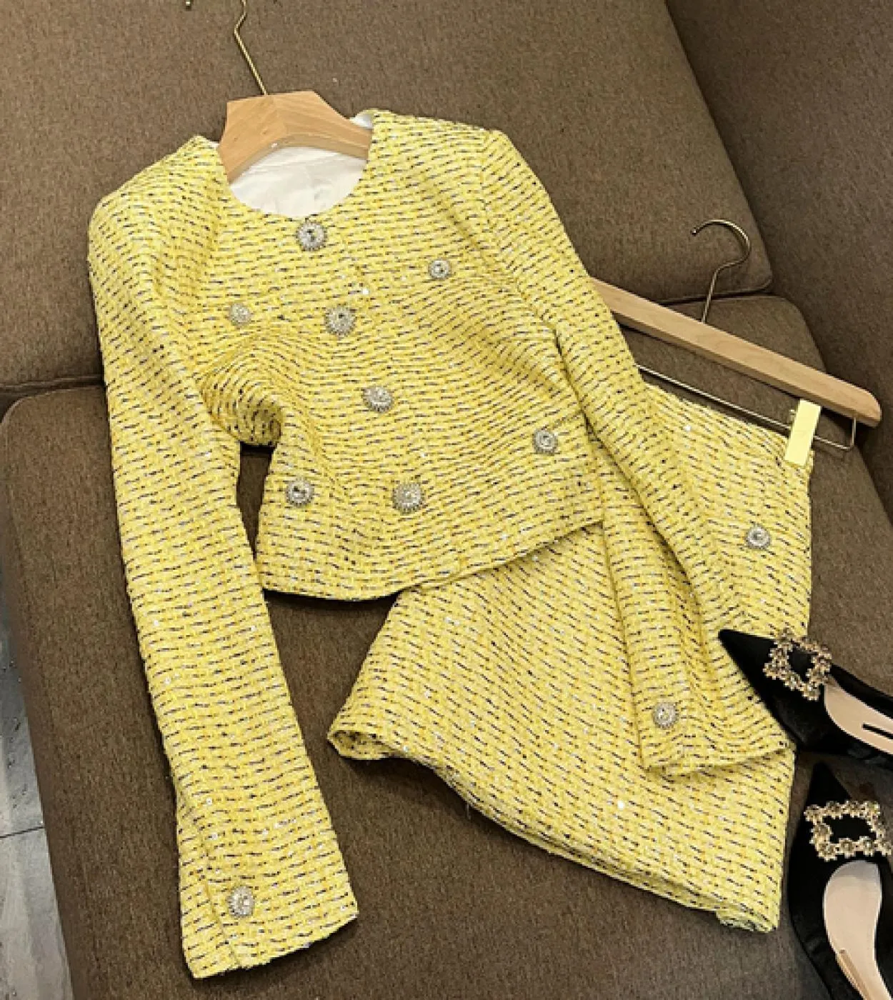 June Lips Newest Fashion 2022 Runway Suit Set Womens Oneck Paillettes a righe Diamanti Bottoni Camis Giacca Gonna 3 pezzi Se