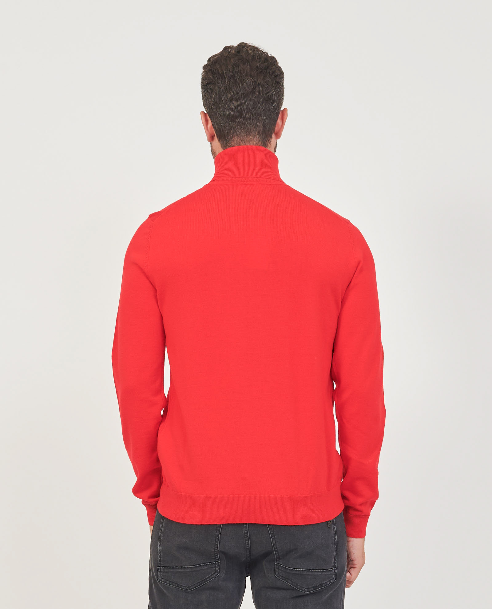 Maglione Hugo Boss slim fit a collo alto in lana vergine