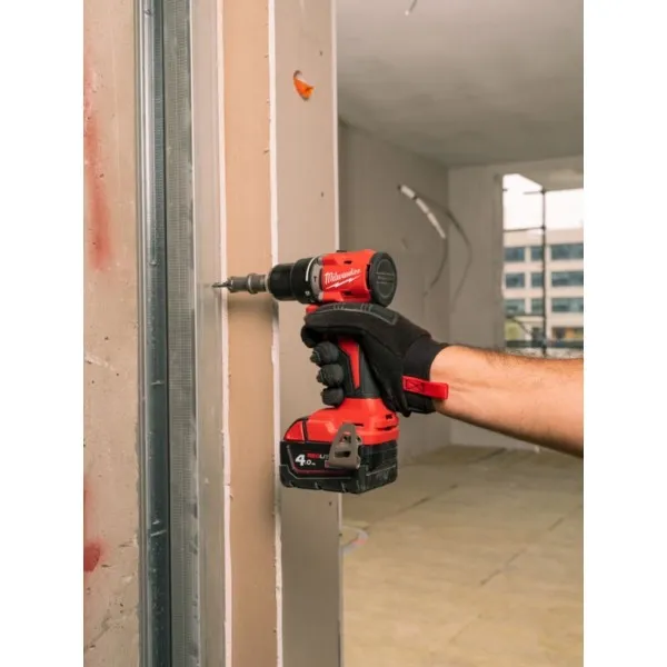Milwaukee M18 BLPDRC-402C AVVITATORE  COMPATTO