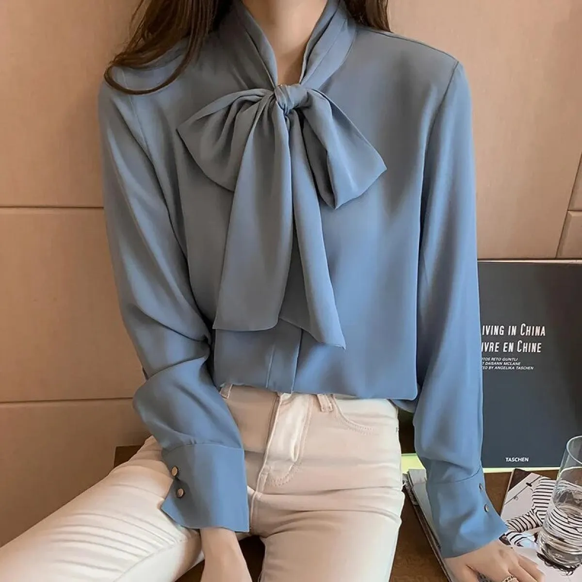 Nuova primavera autunno semplice camicetta da donna da ufficio camicia femminile con fiocco top a maniche lunghe camicette largh