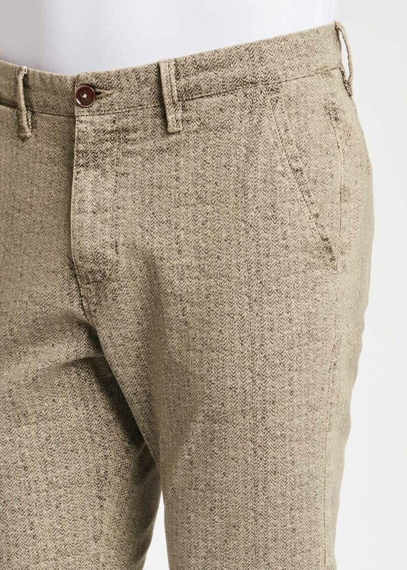 Pantaloni chino in cotone