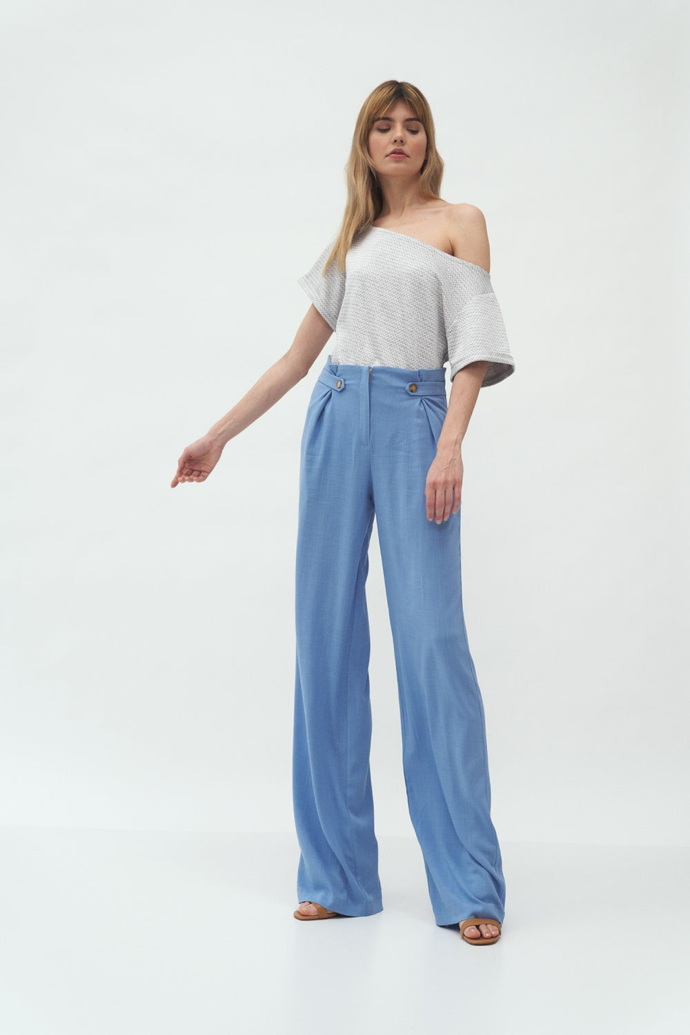 Pantaloni da donna model 153690 Nife