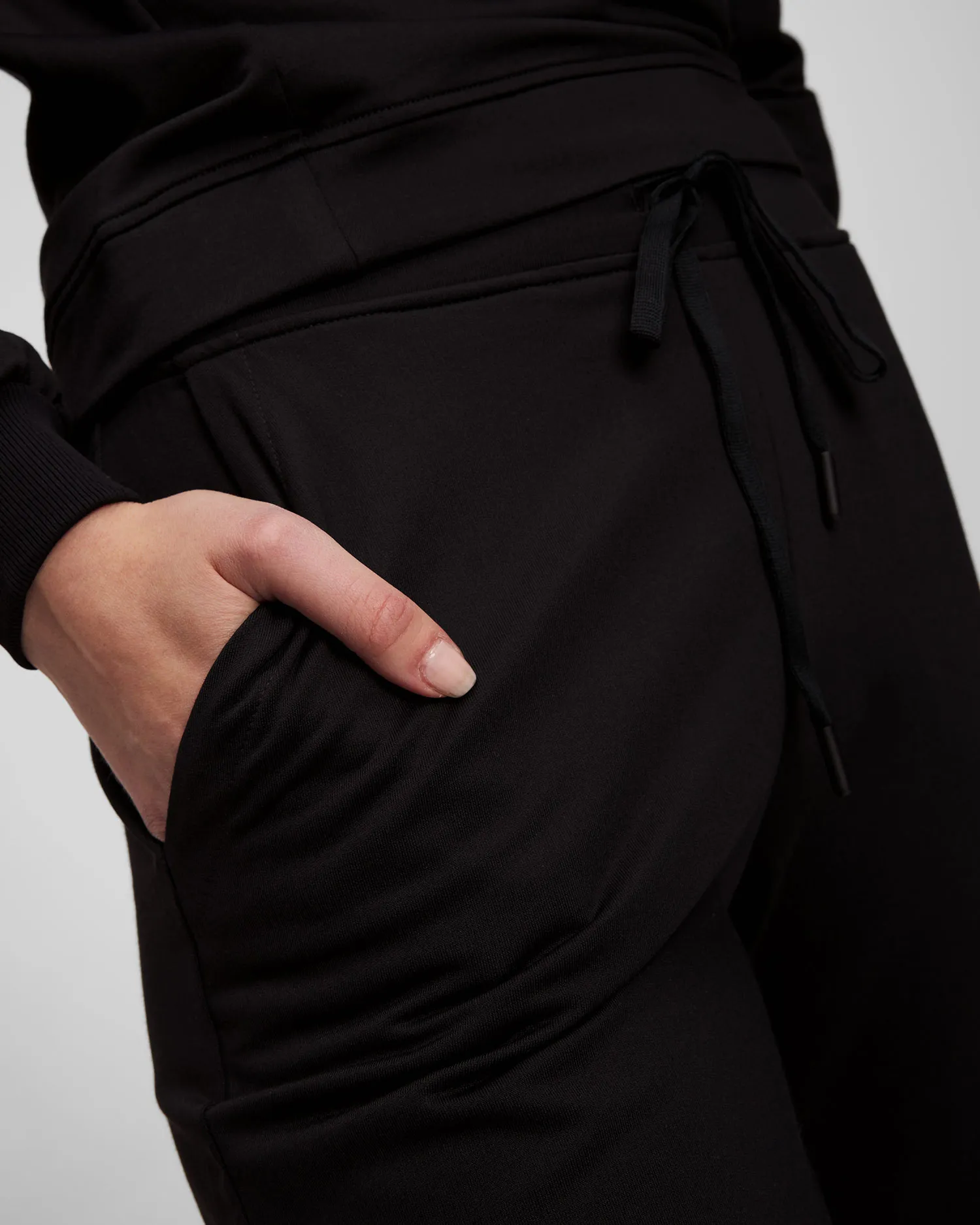 Pantaloni neri da tuta da donna Deha D02636-10009
