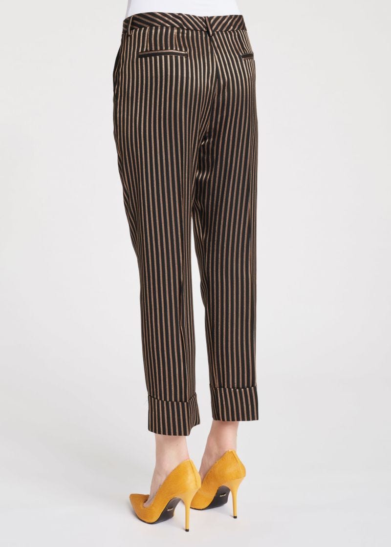 Pantaloni slim a righe