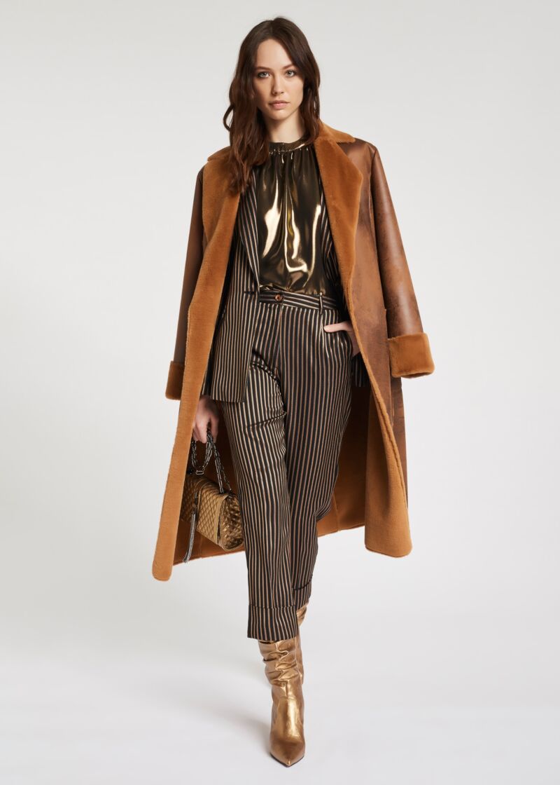 Pantaloni slim a righe