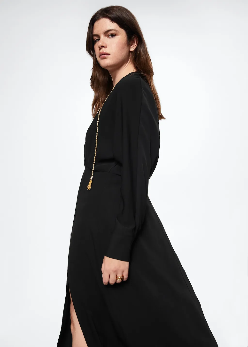 Vestito dettaglio catena
